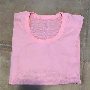 Peach lululemon short sleeve